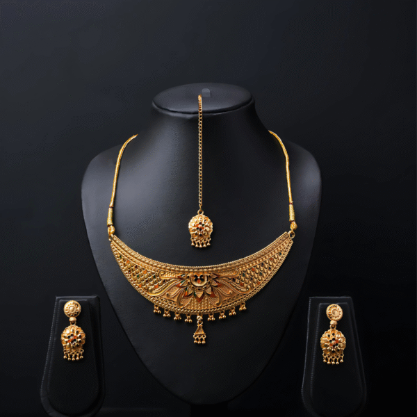 Women’s Choker Set with Earrings and Tika